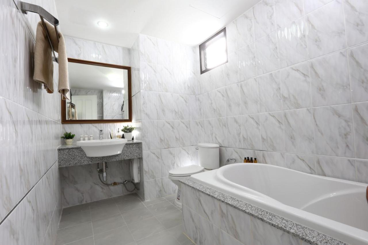 Double Tree Residence Chiang Mai Eksteriør billede
